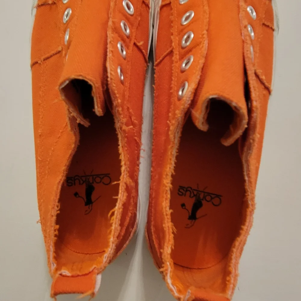 CORKYS WOMEN"S BABALU SLIP-ON SNEAKERS - Picture 8 of 16